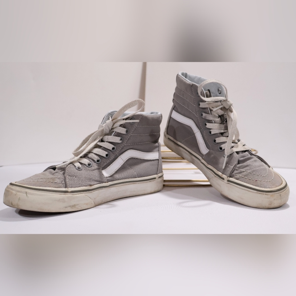 Vans Sk8-Hi Signature High Top Sneakers With Set Of New White Laces